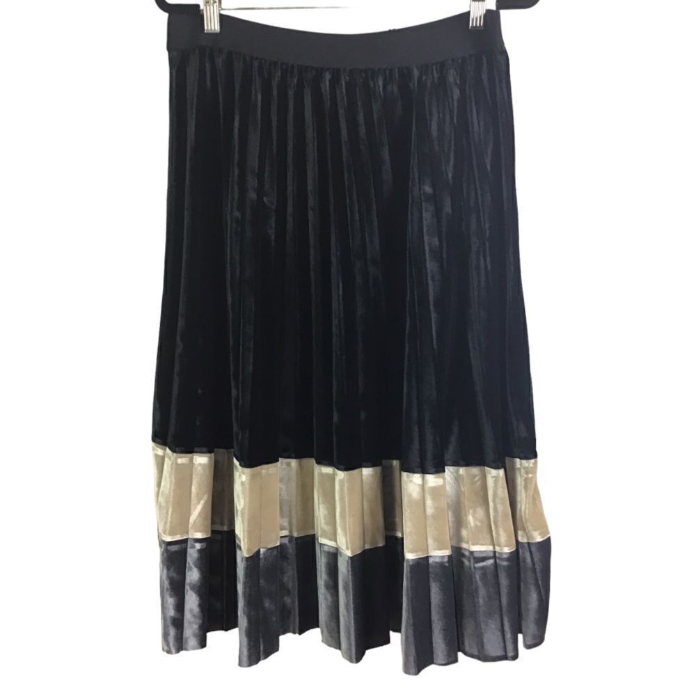 NWT Molly Bracken Black Tri-Color Block Crushed Velvet Pleated Midi Skirt